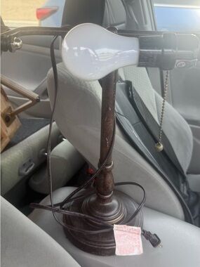 Classic Brown Table Lamp with Pull Chain